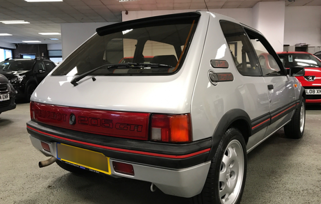 Silver or Futura Grey 205 GTI 1990 Phase 1.5.png