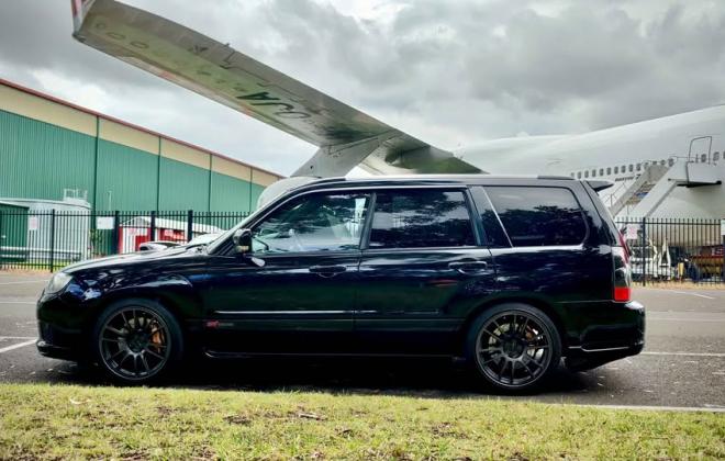 Subaru Forester STI 2006 black Australia (1).jpg