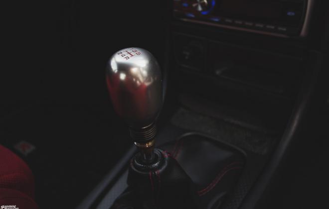 Type R gearbox knob Integra.jpg