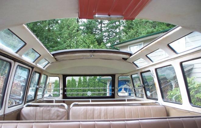 Volkswagen Deluxe Microbus interior Samba seats (7).jpg
