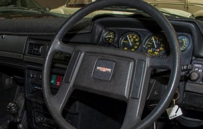 Volvo 242 GT steering wheel late model image.png