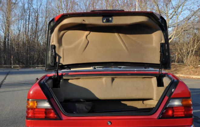 W124 Mercedes 300CE Cabriolet red with creme interior images Classic Register (4).jpg
