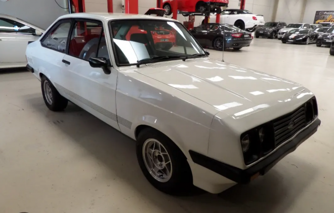 White Ford Escort RS2000 MK2 MKII Coupe 1980 Australian image (4).png