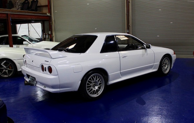 White V-Spec I GTR.png