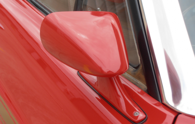 Wing mirror XW Ford Falcon GT.png