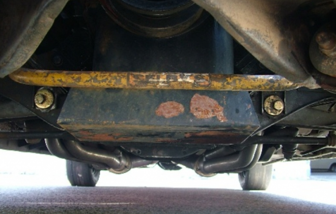 XW Ford Falcon GT front sway bar.png