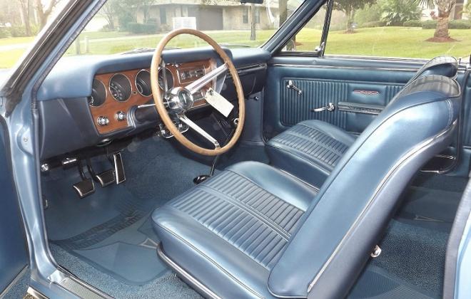 blue interior front seats and dash.jpg