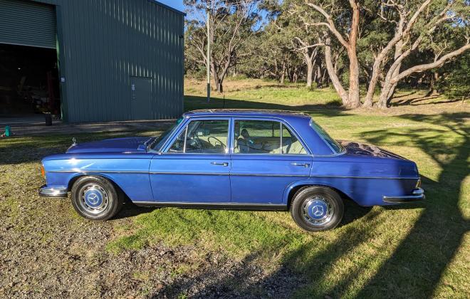 1972 Mercedes 280SE for sale Australia blue (6).jpg