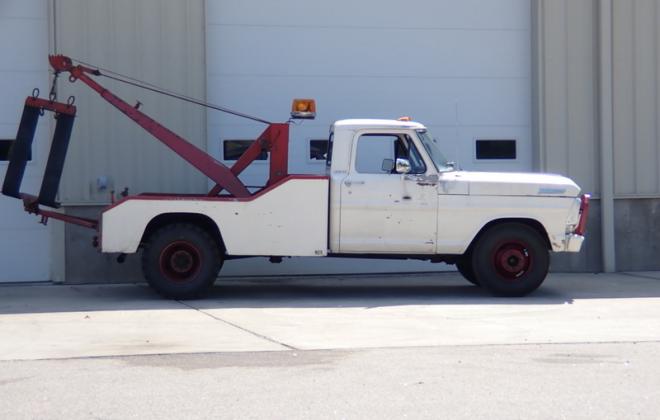 For sale - 1967 Ford F350 tow truck conneticut USA  (2).jpg