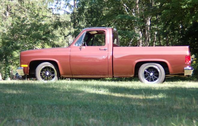 For sale 1984 Chevy C-10 Shortbed Custom pickup USA CT (3).jpg