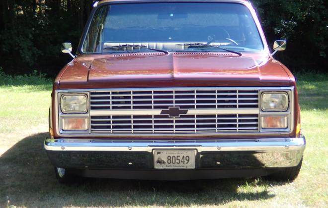 For sale 1984 Chevy C-10 Shortbed Custom pickup USA CT (7).jpg