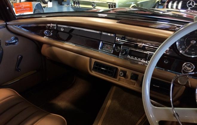 for sale 1963 Mercedes W111 230 SE coupe interior creme  (6).JPG