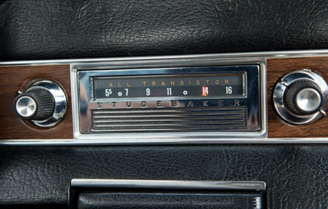 studebaker 1966 Sport sedan radio.png