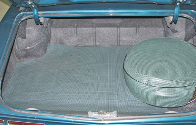 trunk 2 Pontiac GTO 1967.png