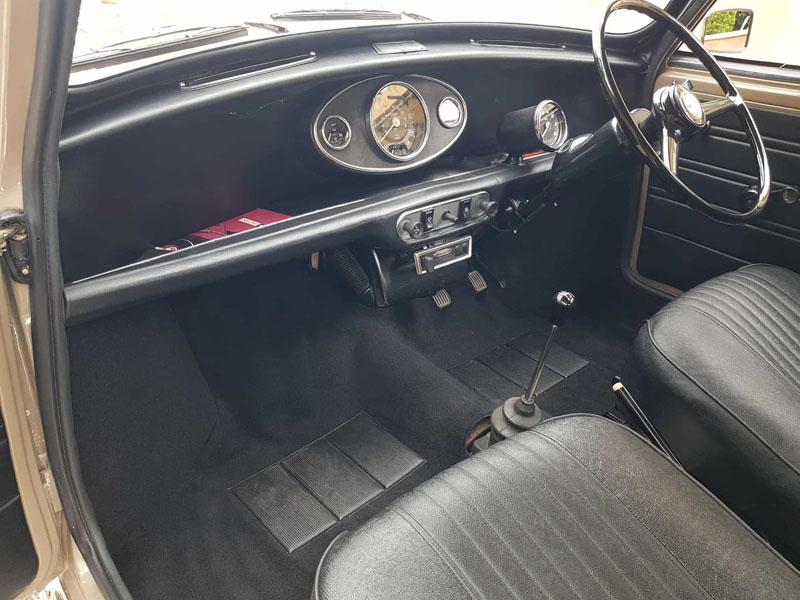 INFO GUIDE: 1970 - 1971 Mini Cooper S MK3 | Classic Register