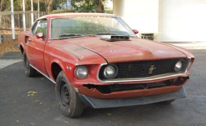 1969 Ford Mustang Mach 1 - Candy Apple Red auction 3.JPG