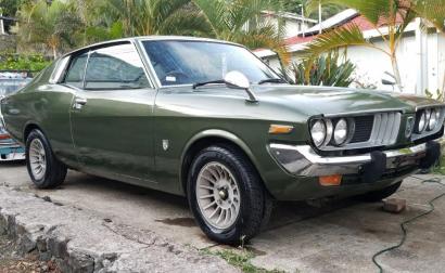 1972 MX20 Toyota Corona Green hardtop coupe images USA (2).jpg