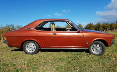 1972 Mitsubishi Galant NZ hardtop coupe brown classic (3).jpg