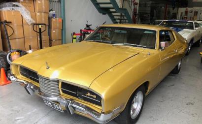 1974 Gold Ford Landau Coupe Australia images (6).jpg