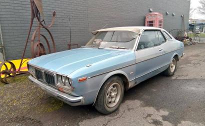 1978 Datsun 200B SSS Coupe blue images (15).jpg