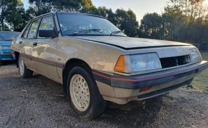 1984 Sigma GSR Gold sedan classic (4).jpg