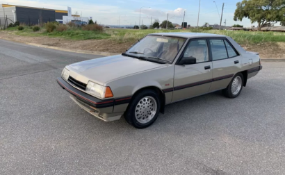 1984 Silver Gold Mitsubishi Siga GSR original condition images (2).png