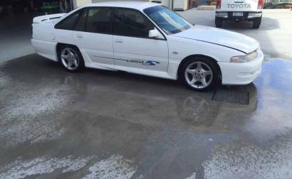 1992 HSV GTS VP commodore images Heron White (2).jpg