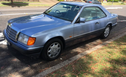 1993 Mercedes 320CE Blue on grey exterior images AUstralia (1).png