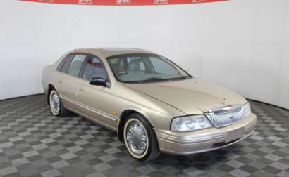 1999 Ford LTD sedan for sale Sydney images gold (8).jpg