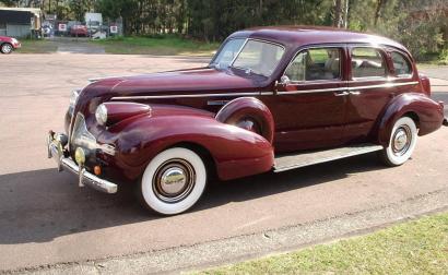 Buick Roadmaster 80 front.jpg