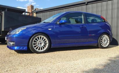 Ford Focus ST170 Australian body kit Imperial Blue (1).jpg