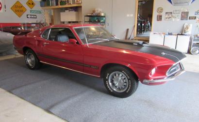 Ford Mustang Mach 1.jpg