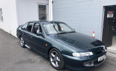 HSV VR Senator Green 1994 New Zealand pics (1).jpg