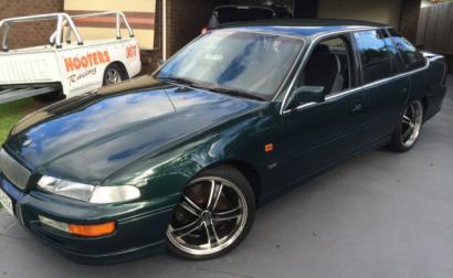 Holden Statesman Sherwood Green HSV 1995 215i Build Number 40 of 48 (1).jpg