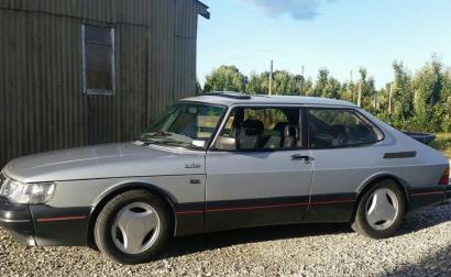 Saab 900 Aero Turbo hatch coupe silver over grey located NZ 2020 images (11).jpg