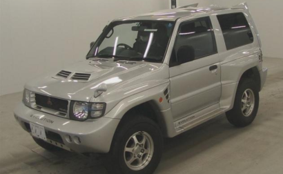 Silver 1997 Pajero SWB evolution dakar image (6).png