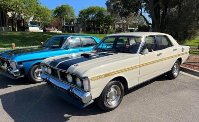 South African Fairmont GT White XY 1971 images (1).jpg