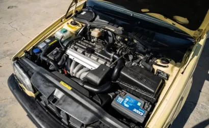 Volvo T5-R yellpw 5 speed for sale USA (1).jpg